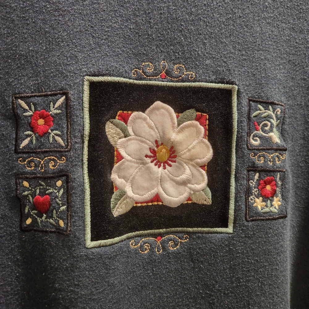 Vintage Dark Green Crewneck Embroidered Sweatshirt - Picture 3 of 7